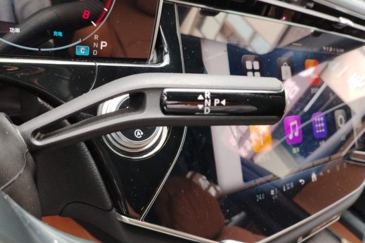 Used Mercedes-Benz E-Class 2024 E 300 L Luxury Sport Model Gear Lever