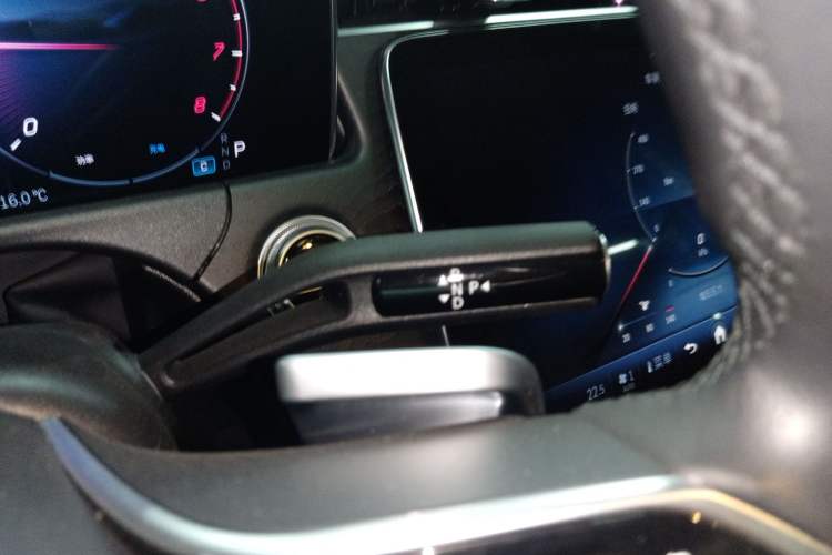 Used Mercedes-Benz E-Class 2024 E 300 L Stylish Model Gear Lever