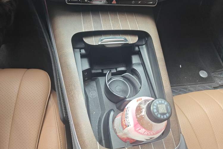 Used Mercedes-Benz E-Class 2024 E 300 L Luxury Model Gear Lever