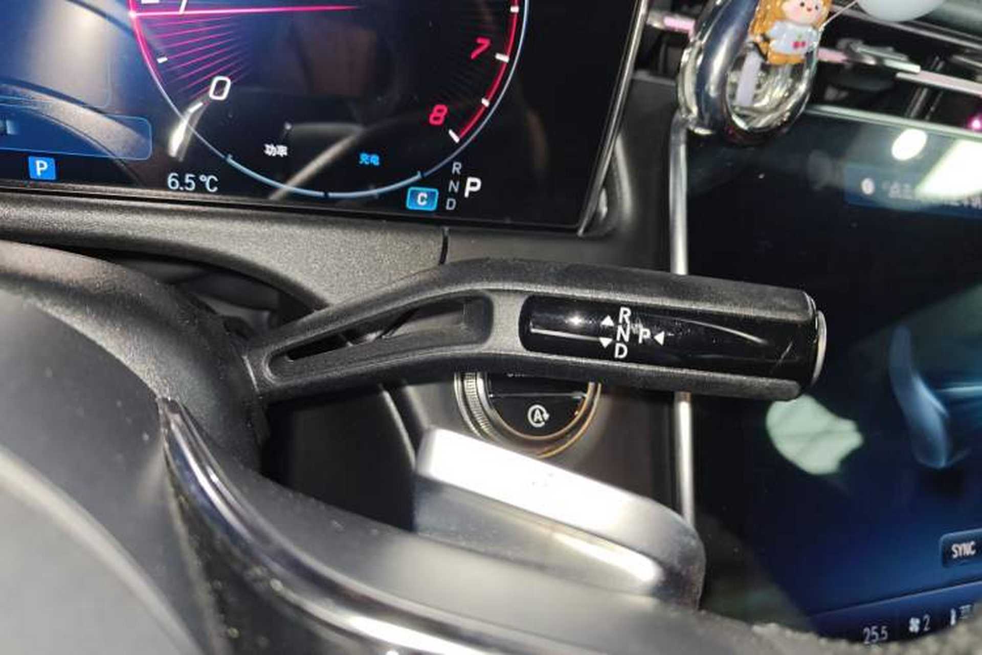 Used Mercedes-Benz E-Class 2024 E 260 Sport Edition Gear Lever