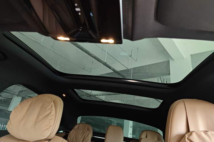 Used Mercedes-Benz E-Class 2024 E 300 L Luxury Model Headliner
