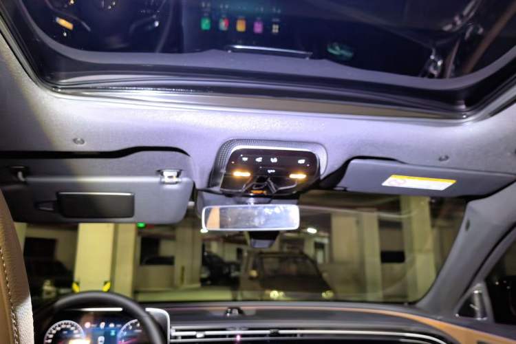 Used Mercedes-Benz E-Class 2024 E 300 L Luxury Model Headliner