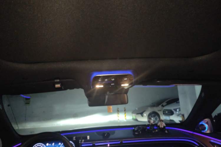 Used Mercedes-Benz E-Class 2024 E 300 L Fashion Sport Model Headliner
