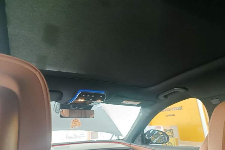 Used Mercedes-Benz E-Class 2024 Refresh E 300 L Stylish Edition Headliner