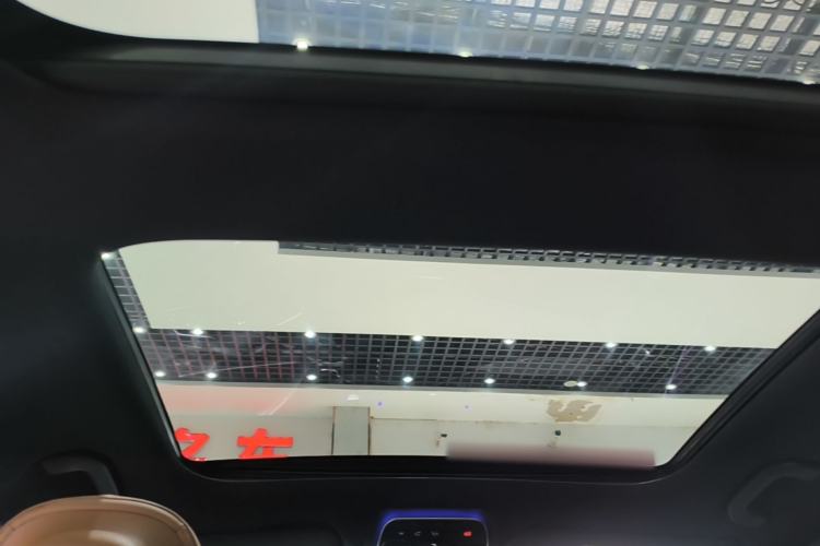 Used Mercedes-Benz E-Class 2024 Refresh E 300 L Stylish Edition Headliner
