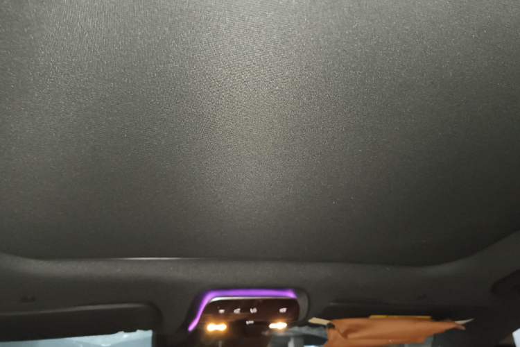 Used Mercedes-Benz E-Class 2024 Facelift E 300 L Luxury Edition Headliner