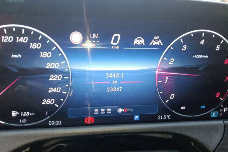 Used Mercedes-Benz E-Class 2024 Facelift E 300 L Fashion Sport Edition Instrument Cluster
