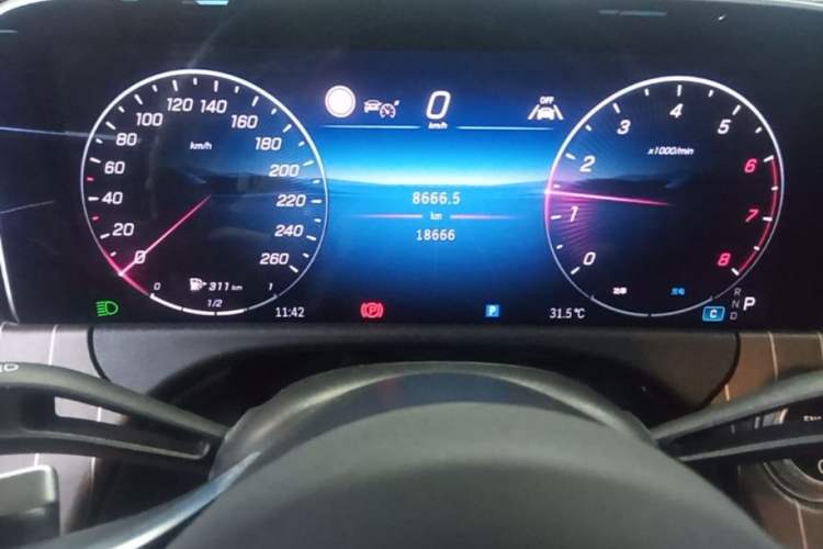 Used Mercedes-Benz E-Class 2024 E 300 L Stylish Model Instrument Cluster