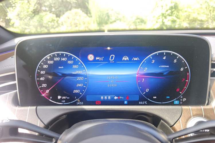 Used Mercedes-Benz E-Class 2024 E 300 L Stylish Model Instrument Cluster