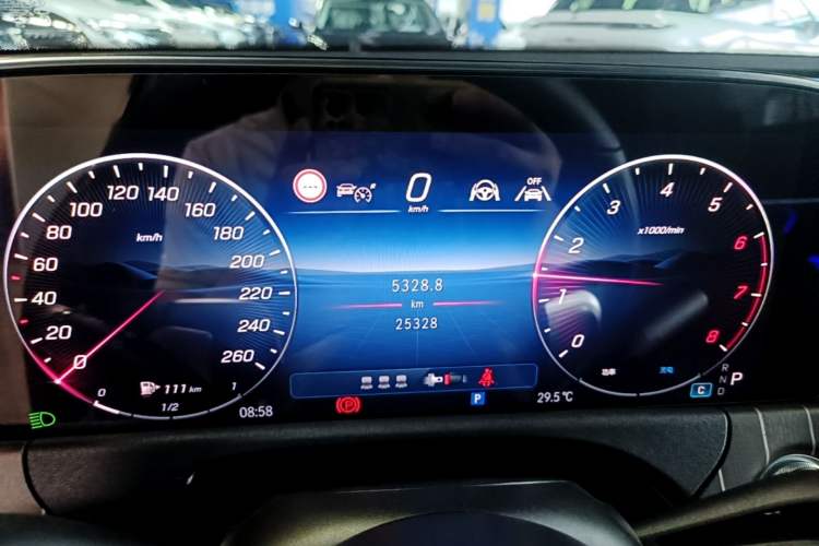 Used Mercedes-Benz E-Class 2024 Refresh E 300 L Stylish Edition Instrument Cluster