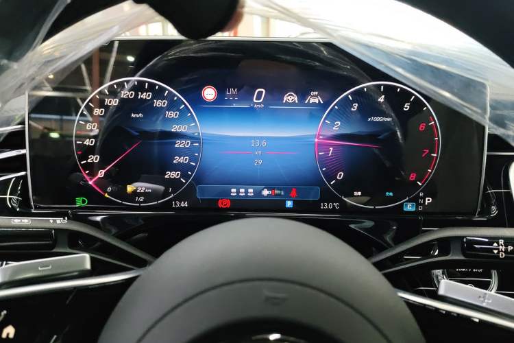 Used Mercedes-Benz E-Class 2024 E 260 L Instrument Cluster