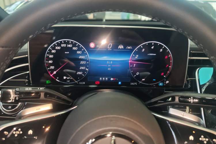 Used Mercedes-Benz E-Class 2024 E 260 L Instrument Cluster