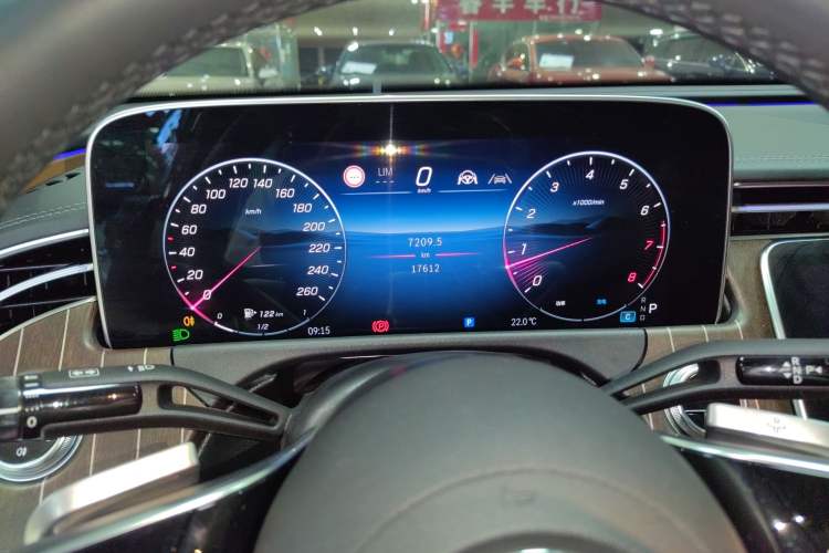Used Mercedes-Benz E-Class 2024 E 300 L Stylish Model Instrument Cluster