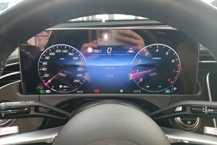 Used Mercedes-Benz E-Class 2024 Facelift E 300 L Fashion Sport Edition Instrument Cluster