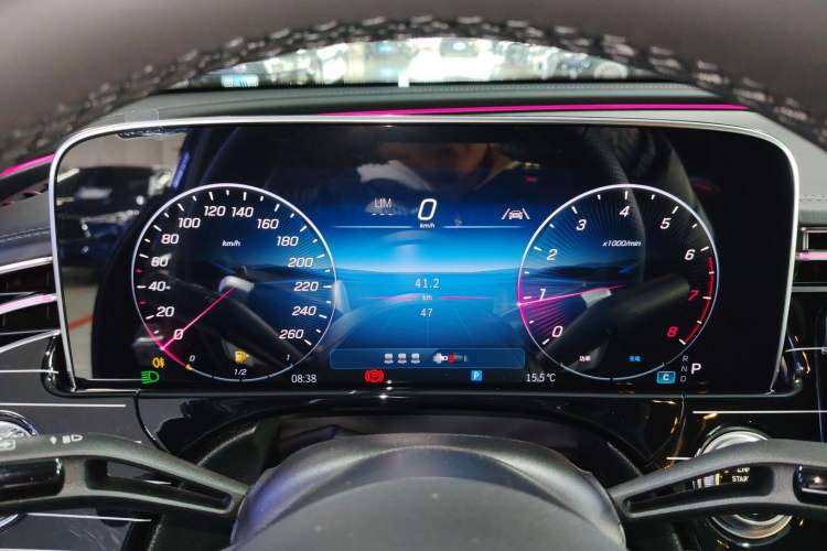 Used Mercedes-Benz E-Class 2024 E 260 L 4MATIC Sport Edition Instrument Cluster