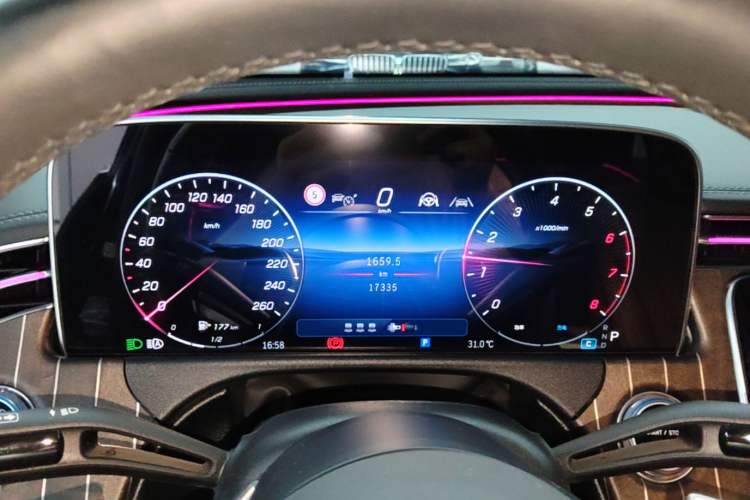 Used Mercedes-Benz E-Class 2024 Refresh E 300 L Stylish Edition Instrument Cluster