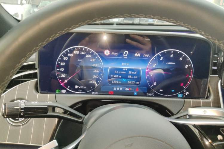 Used Mercedes-Benz E-Class 2024 E 300 L Stylish Model Instrument Cluster