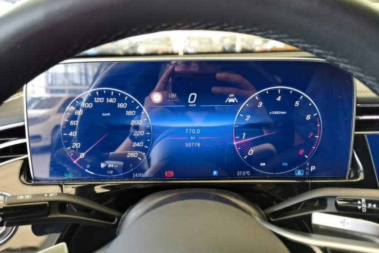 Used Mercedes-Benz E-Class 2024 E 300 L Luxury Model Instrument Cluster
