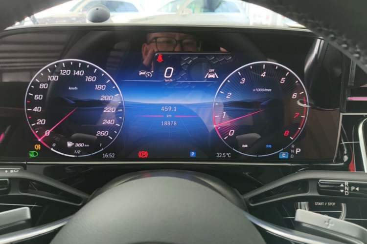 Used Mercedes-Benz E-Class 2024 Facelift E 260 L Instrument Cluster