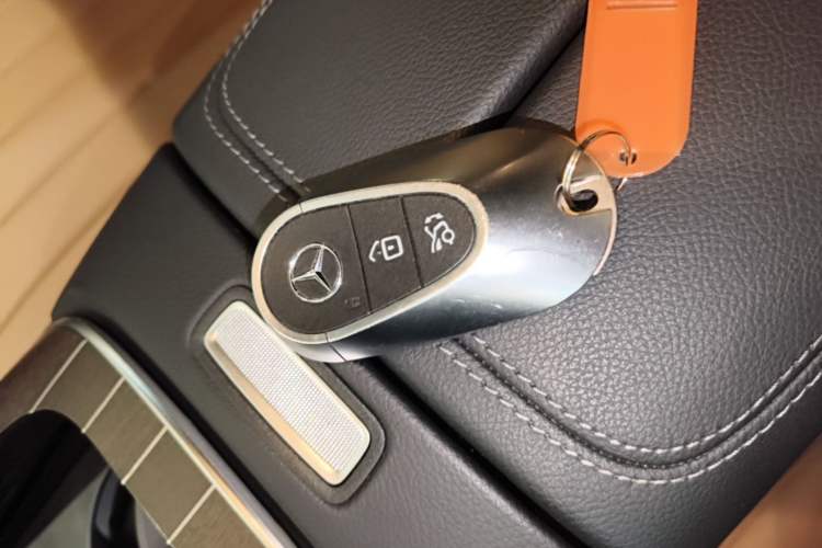 Used Mercedes-Benz E-Class 2024 E 300 L Stylish Model Interior 1