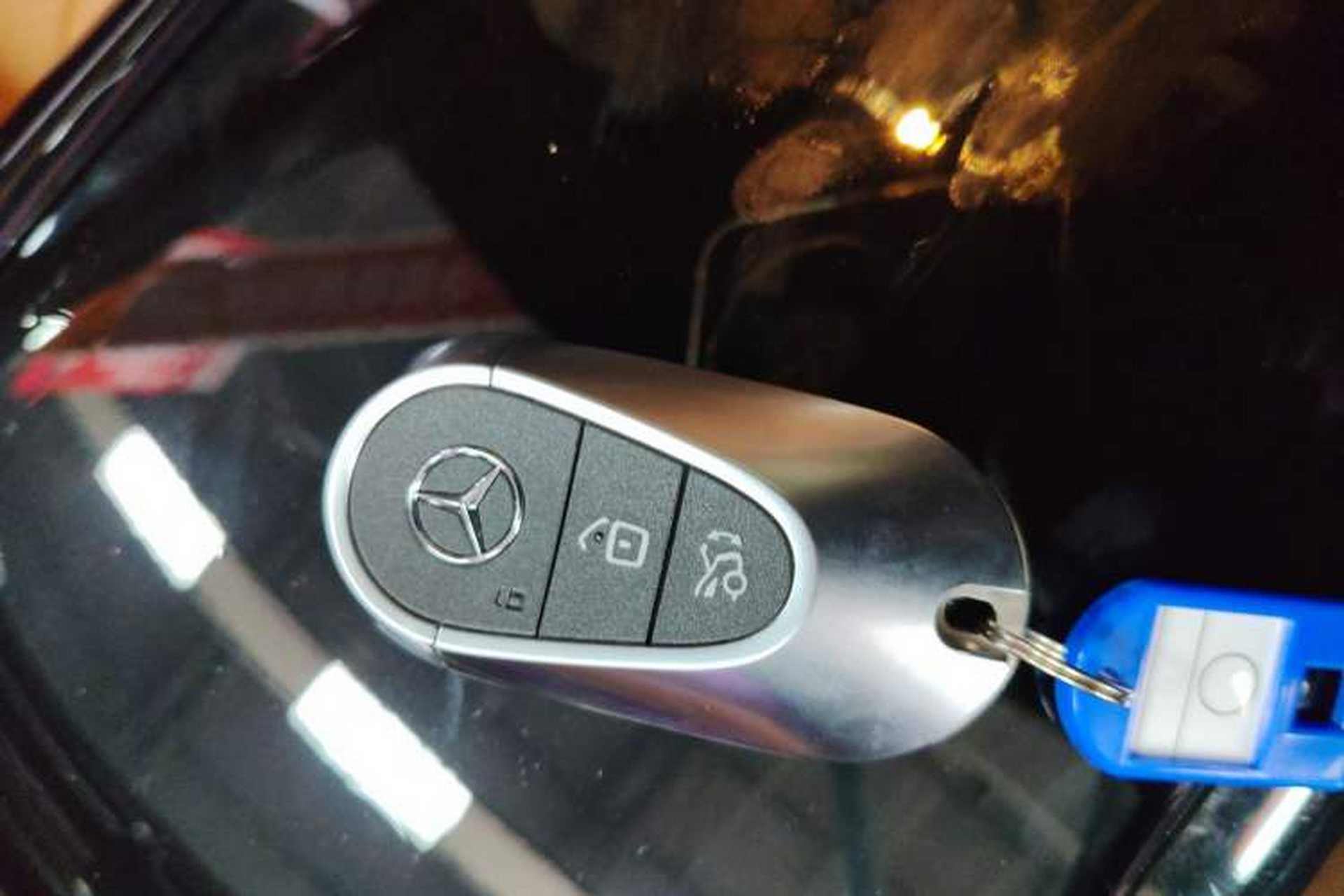 Used Mercedes-Benz E-Class 2024 E 260 L Interior 1