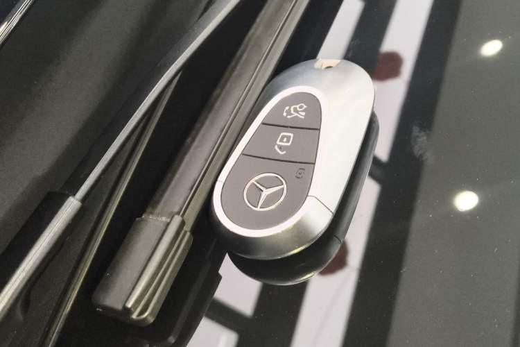 Used Mercedes-Benz E-Class 2024 E 300 L Luxury Sport Model Interior 1