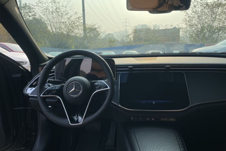 Used Mercedes-Benz E-Class 2024 E 260 Sport Edition Interior 1