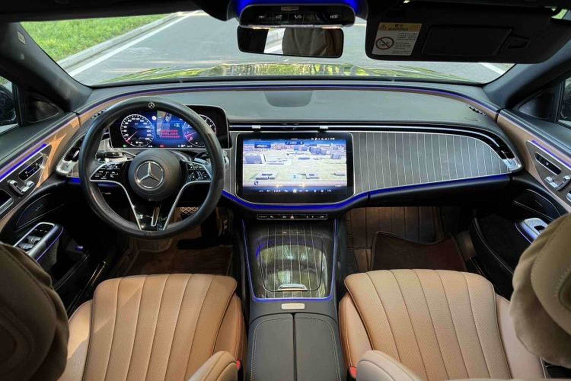 Used Mercedes-Benz E-Class 2024 E 300 L Stylish Model Interior 1