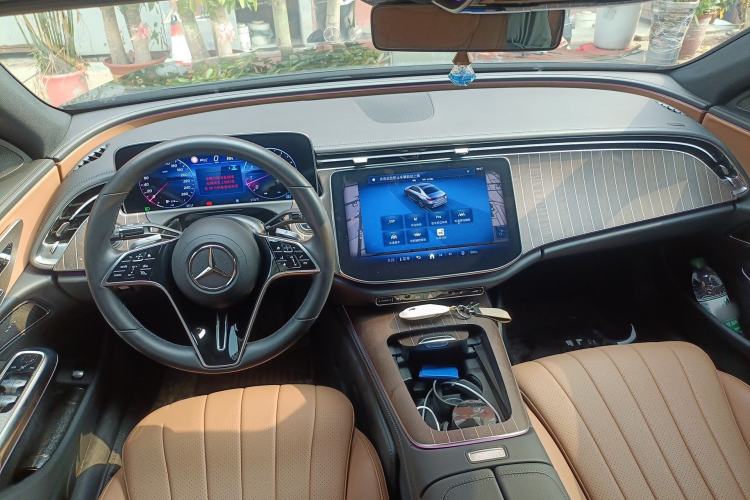 Used Mercedes-Benz E-Class 2024 E 300 L Stylish Model Interior 2