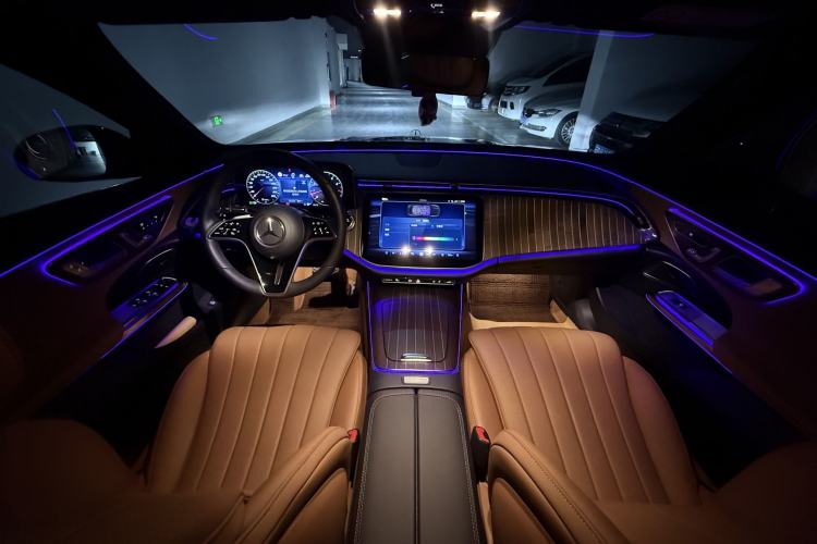 Used Mercedes-Benz E-Class 2024 Refresh E 300 L Stylish Edition Interior 2