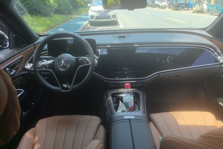Used Mercedes-Benz E-Class 2024 E 300 L Luxury Model Interior 2