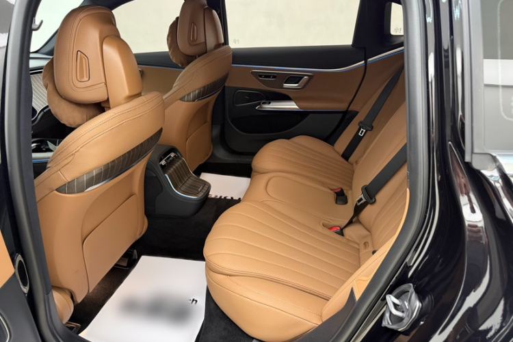 Used Mercedes-Benz E-Class 2024 E 300 L Stylish Model Interior 3