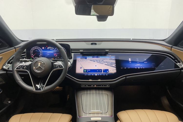 Used Mercedes-Benz E-Class 2024 Facelift E 300 L Luxury Edition Interior 3