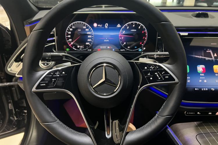 Used Mercedes-Benz E-Class 2024 Facelift E 300 L Luxury Edition Interior 3