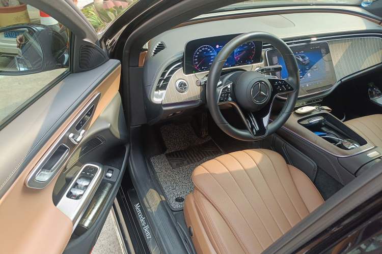 Used Mercedes-Benz E-Class 2024 E 300 L Stylish Model Interior 3