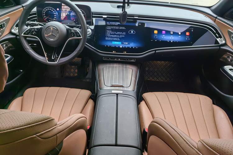 Used Mercedes-Benz E-Class 2024 E 300 L Luxury Model Interior 3