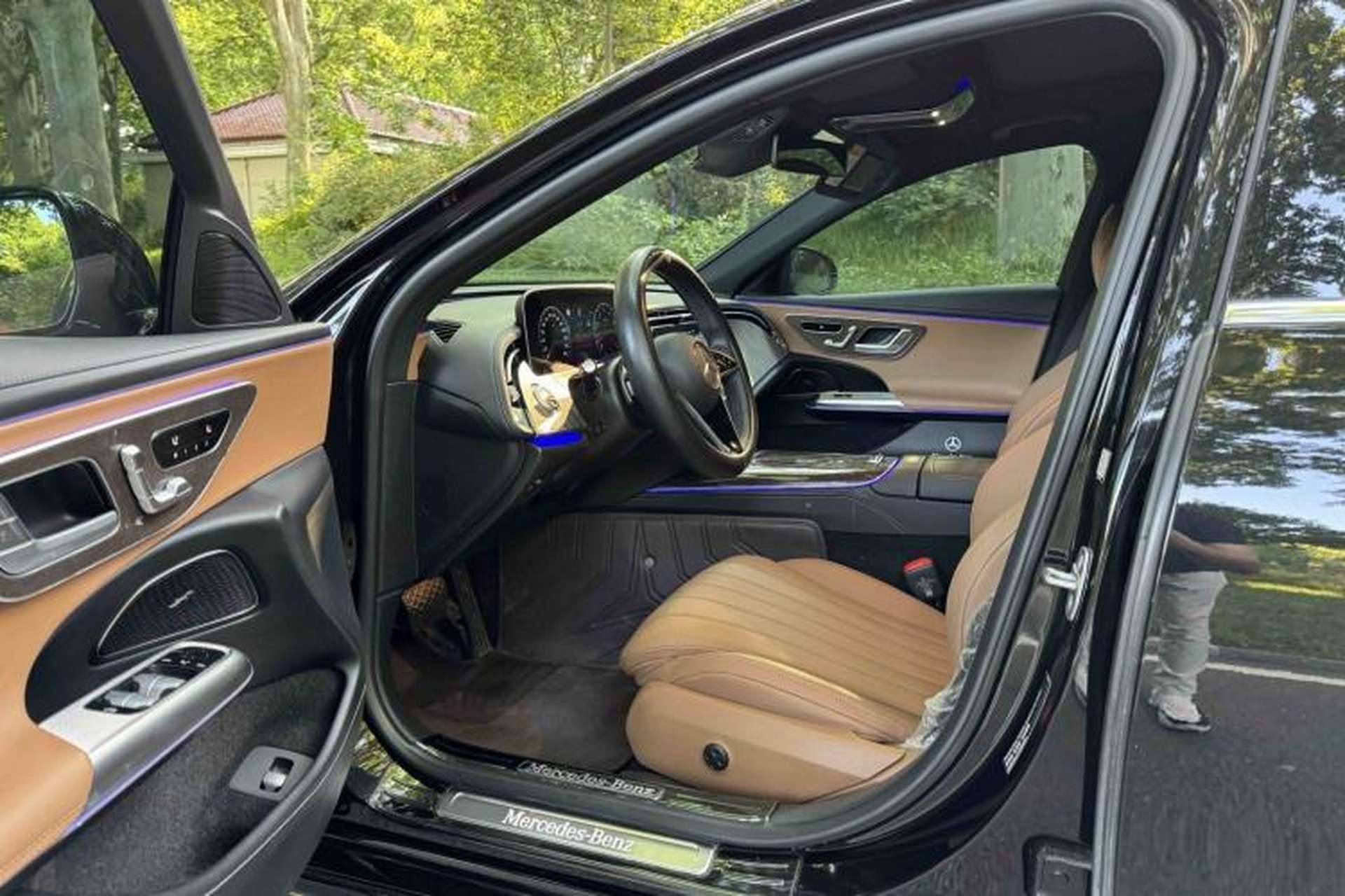 Used Mercedes-Benz E-Class 2024 E 300 L Stylish Model Interior 5