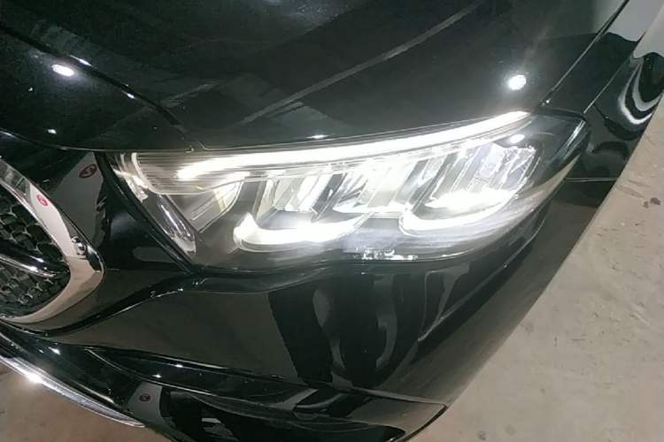 Used Mercedes-Benz E-Class 2024 Revised E 300 L Luxury Sports Edition Left Front Headlight