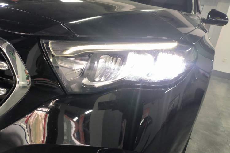Used Mercedes-Benz E-Class 2024 E 300 L Luxury Model Left Front Headlight