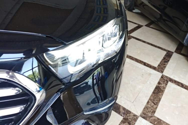 Used Mercedes-Benz E-Class 2024 Facelift E 300 L Luxury Edition Left Front Headlight