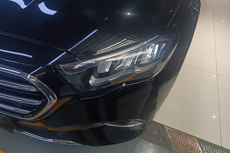 Used Mercedes-Benz E-Class 2024 Refresh E 300 L Stylish Edition Left Front Headlight