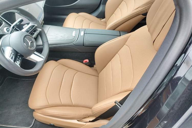 Used Mercedes-Benz E-Class 2024 E 300 L Fashion Sport Model Left Front Seat