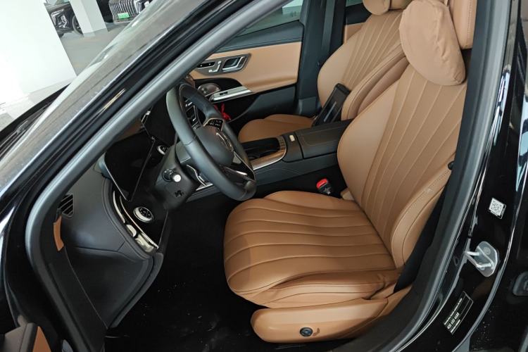 Used Mercedes-Benz E-Class 2024 E 300 L Luxury Model Left Front Seat