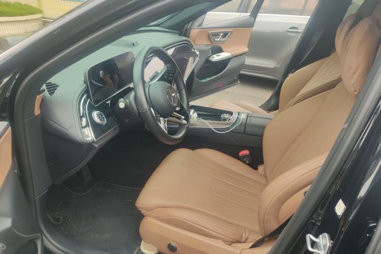 Used Mercedes-Benz E-Class 2024 E 300 L Luxury Model Left Front Seat