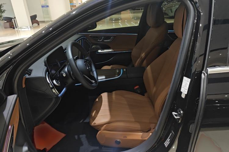 Used Mercedes-Benz E-Class 2024 Facelift E 300 L Luxury Edition Left Front Seat