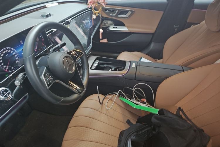 Used Mercedes-Benz E-Class 2024 Facelift E 300 L Luxury Edition Left Front Seat