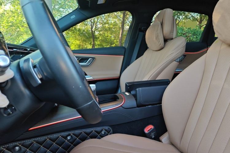 Used Mercedes-Benz E-Class 2024 E 300 L Luxury Model Left Front Seat