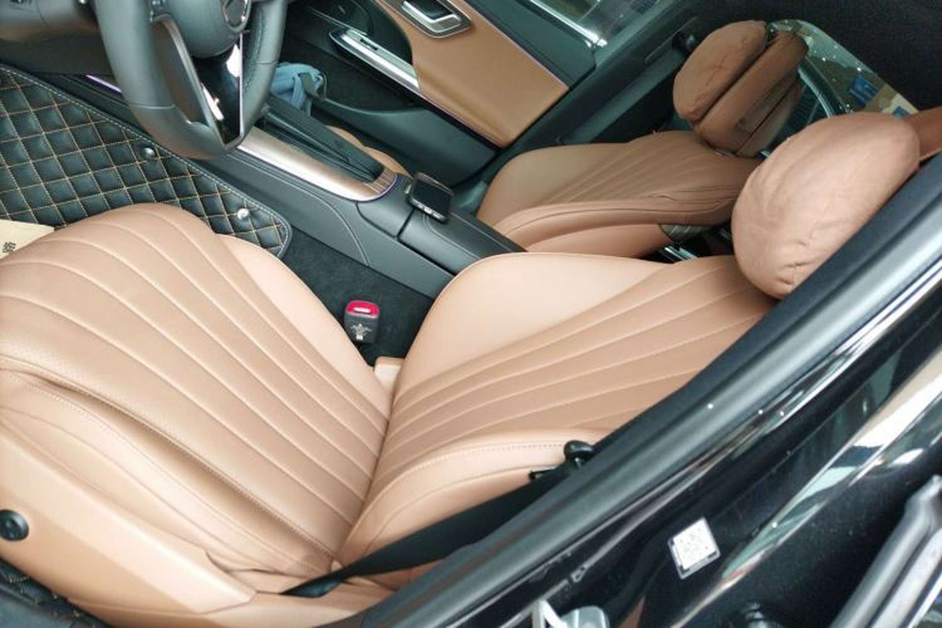 Used Mercedes-Benz E-Class 2024 Refresh E 300 L Stylish Edition Left Front Seat