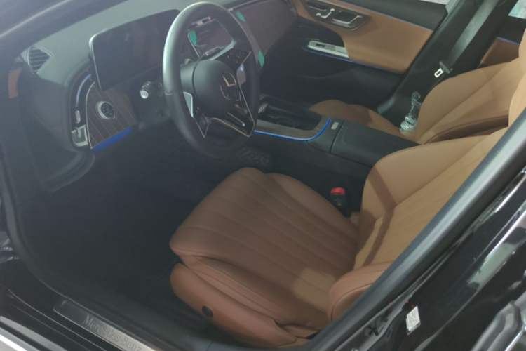Used Mercedes-Benz E-Class 2024 Refresh E 300 L Stylish Edition Left Front Seat