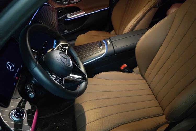 Used Mercedes-Benz E-Class 2024 Refresh E 300 L Stylish Edition Left Front Seat